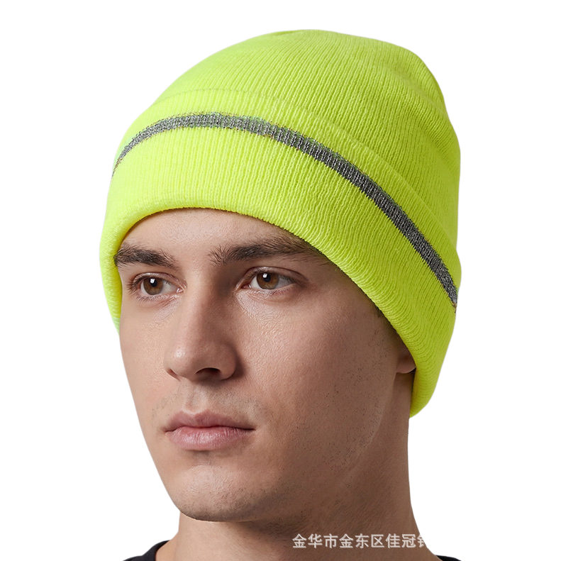 This white bright-colored knitted cap is warm, slimming and face-enhancing. It's a versatile woolen cap for autumn and winter Item Picture