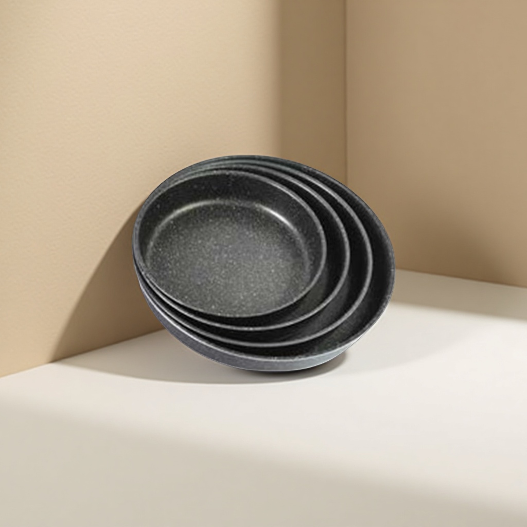 Black round baking tray, thickened non-stick baking tray specially designed for baking details Picture