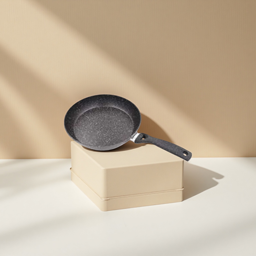 Black non-stick frying pan, home cooking pan without coating, healthy cooking pan details Picture