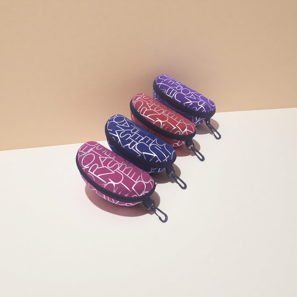 新款亮字母+眼镜盒细节图