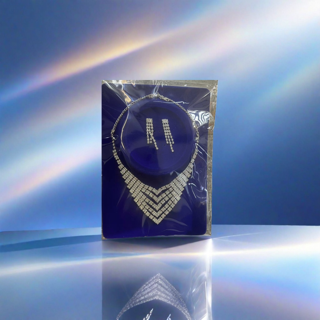 Jewelry, necklaces and earring sets are fashionable and simple ladies' accessories