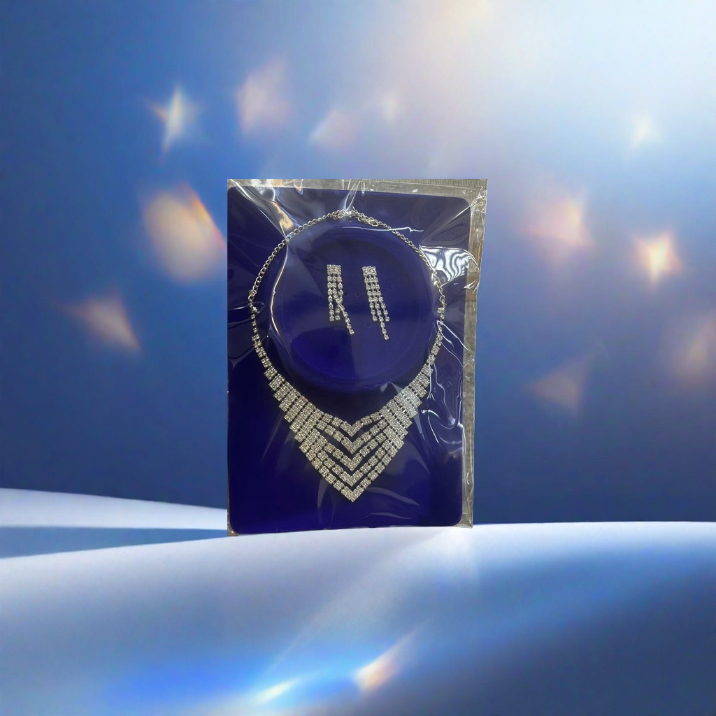 Jewelry, necklaces and earring sets are fashionable and simple ladies' accessories Specification image