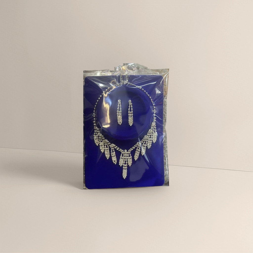 Jewelry necklace and earrings set, a fashionable and versatile exquisite gift box for women. 095135430 details Picture