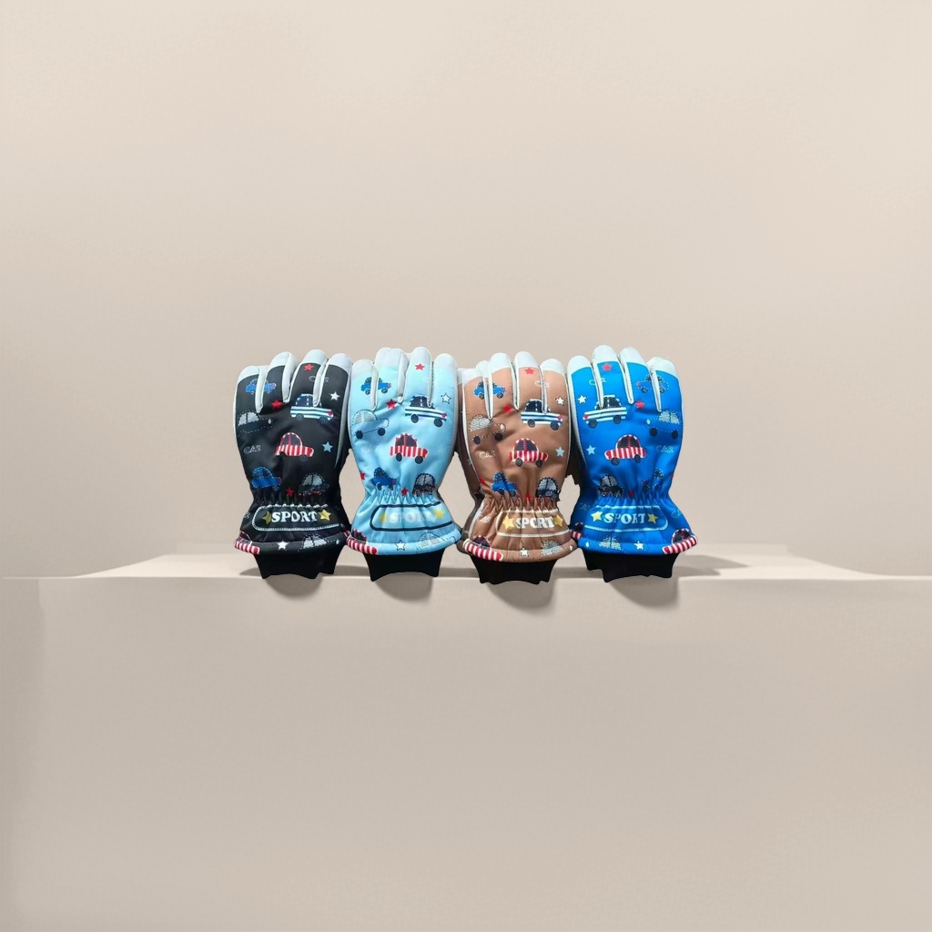 Cartoon car pattern warm gloves for both men and women, autumn and winter cold-proof cycling gloves Application Scenario