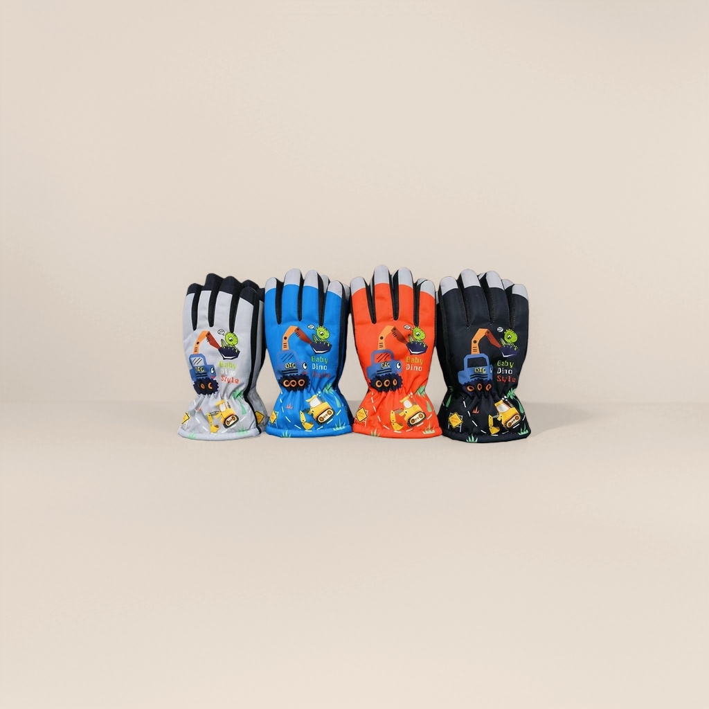 Thickened anti-slip cotton gloves for children are suitable for babies aged 3 to 12