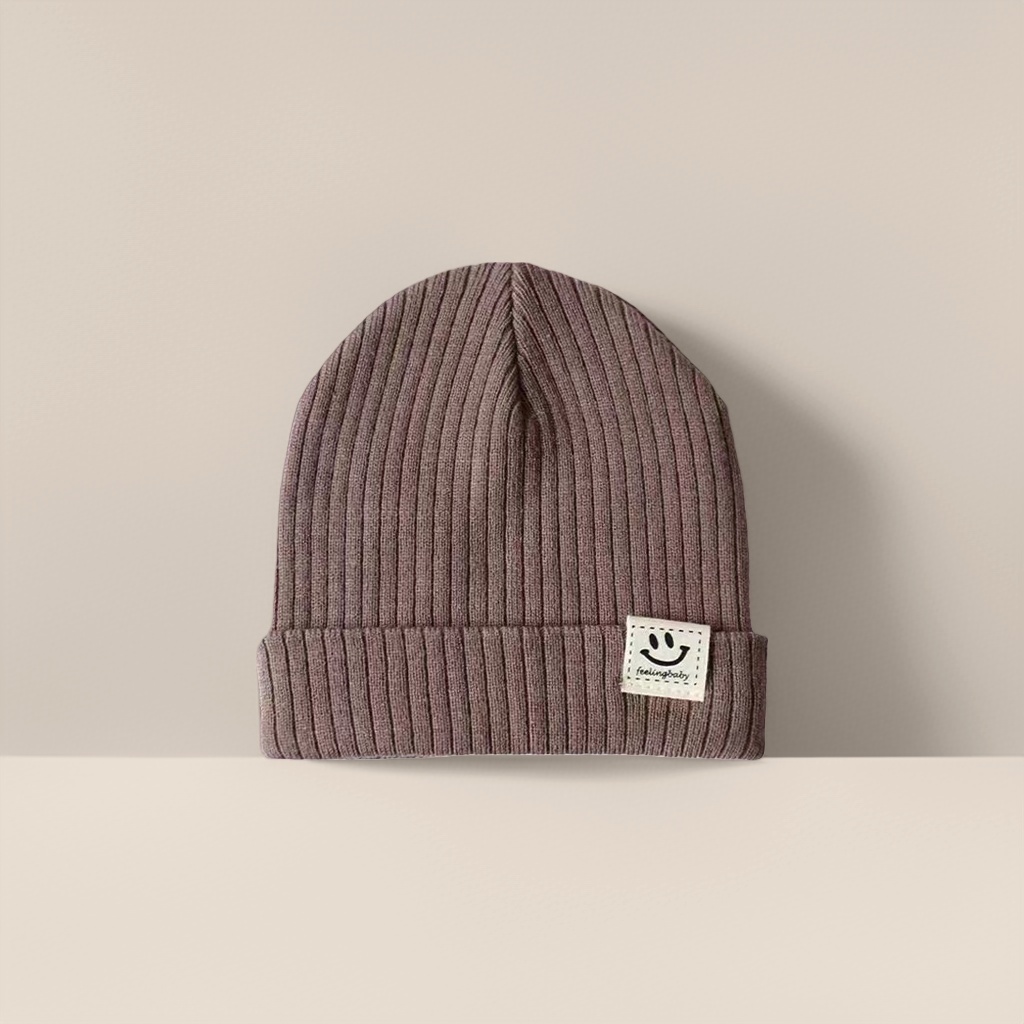 The colorful knitted hat for women is a fashionable, versatile and foldable woolen hat for keeping warm in autumn and winter Specification image