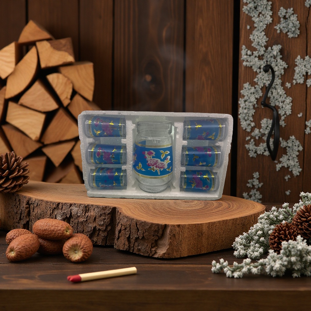 A Nordic-style glass cup set of 6 pieces, featuring high borosilicate heat-resistant glass cups and simple household water cups details Picture