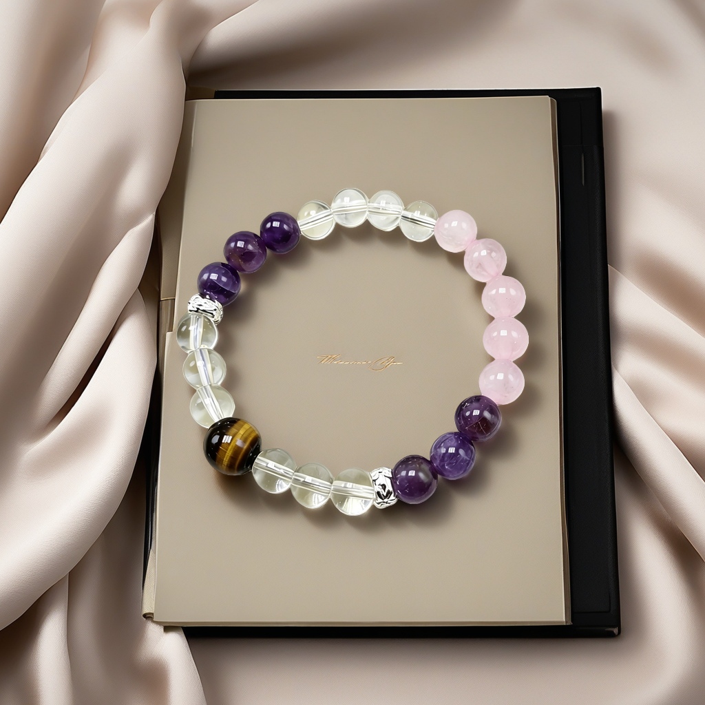 A light luxury amethyst bracelet with a single ring for women, paired with white glass, is a unique and versatile accessory