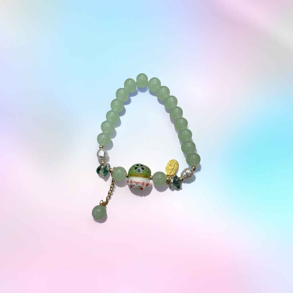 The bracelet is a simple, fashionable and versatile accessory for women, available in a variety of colors details Picture