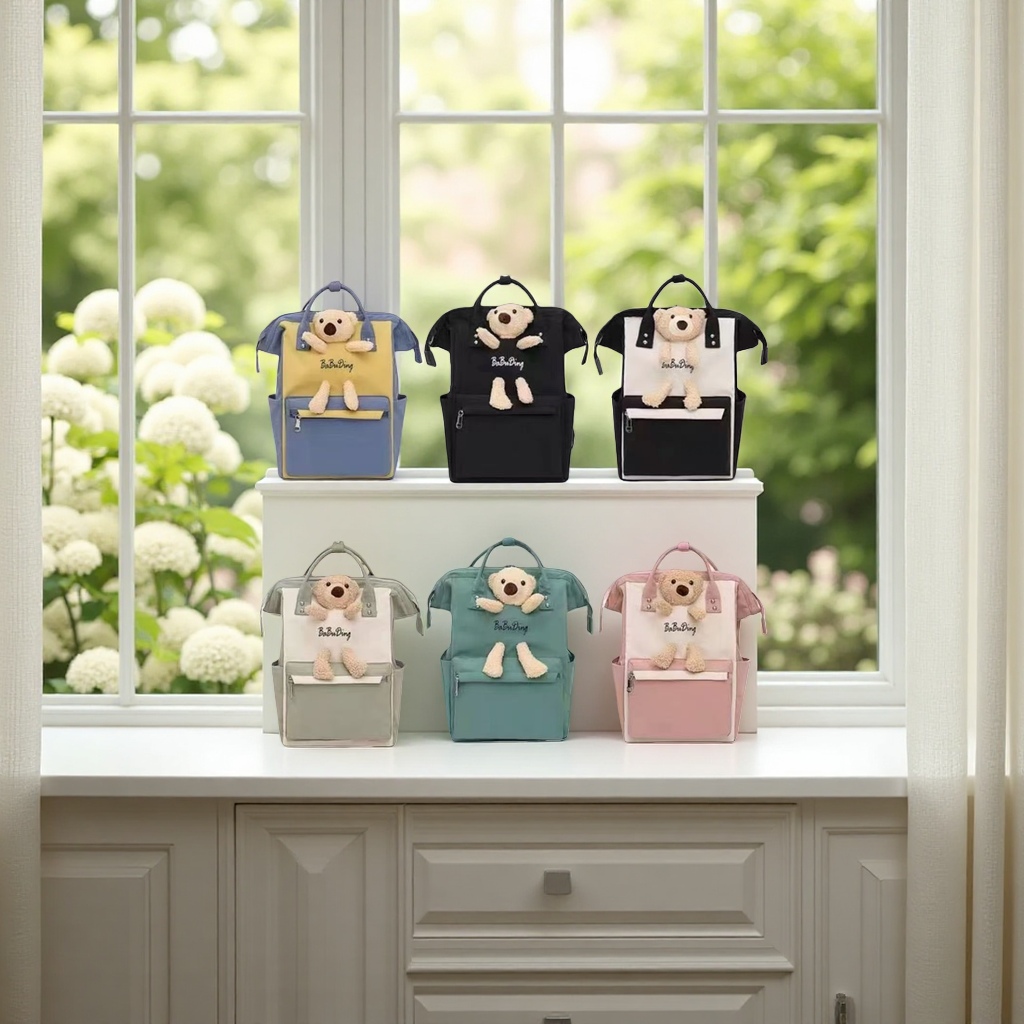 Cute little bear decorated backpack for students commuting light, fashionable and casual 🎒 details Picture