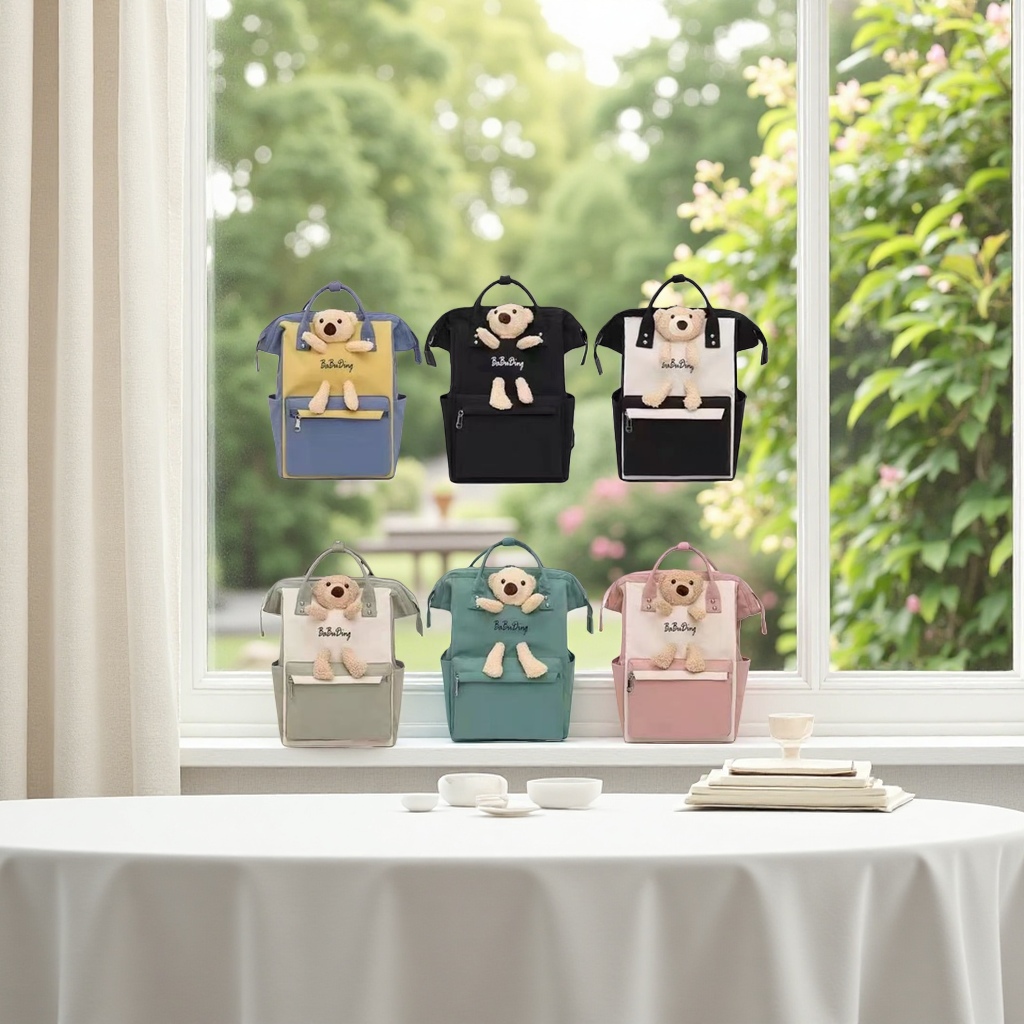 Cute little bear decorated backpack for students commuting light, fashionable and casual 🎒