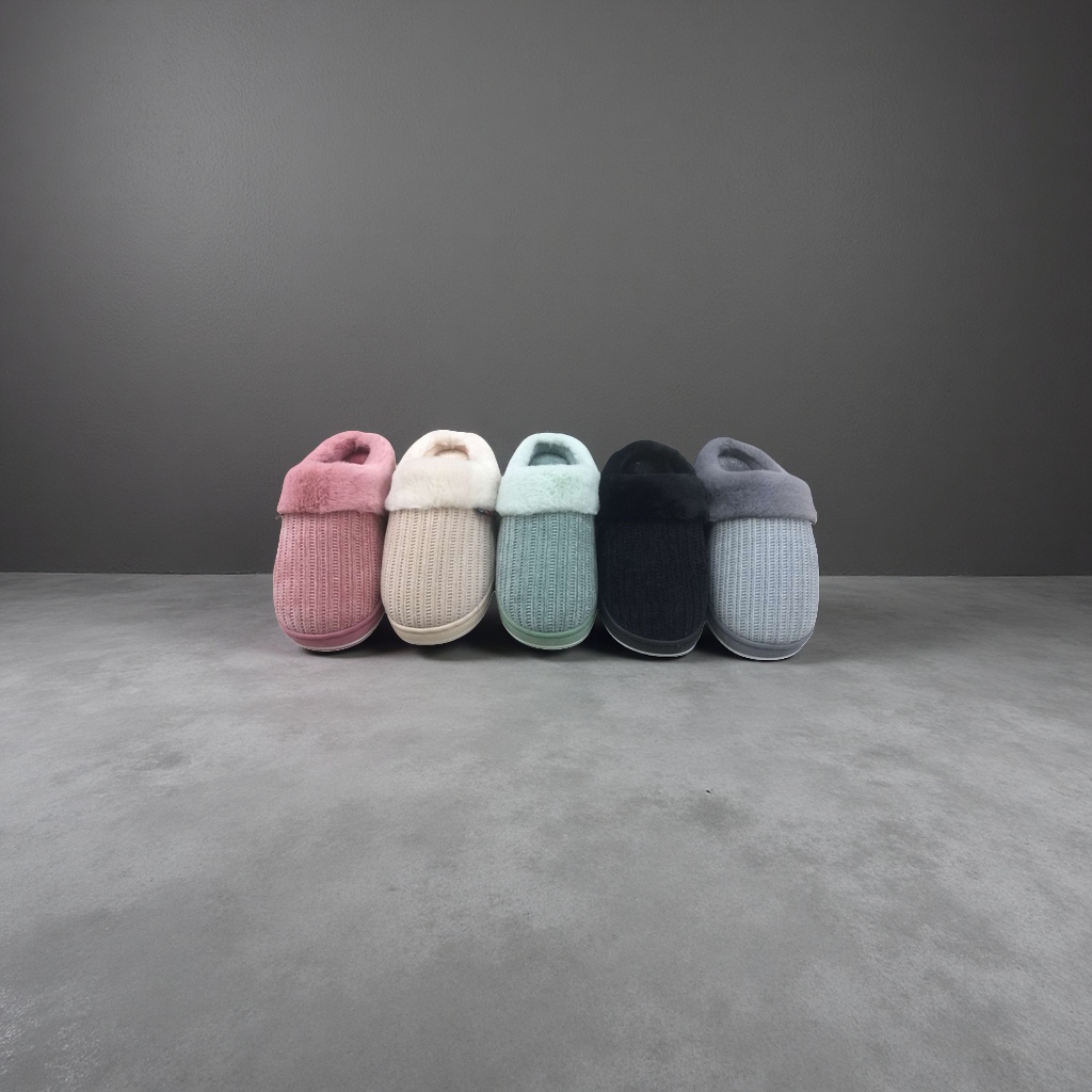 Thickened and warm indoor cotton slippers for women's winter Application Scenario