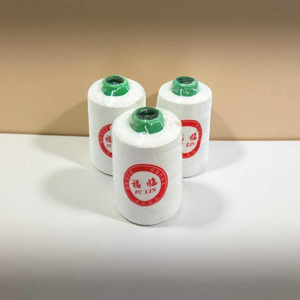 Fulin white yarn rolls are made of soft cotton and hand-crocheted wool Specification image