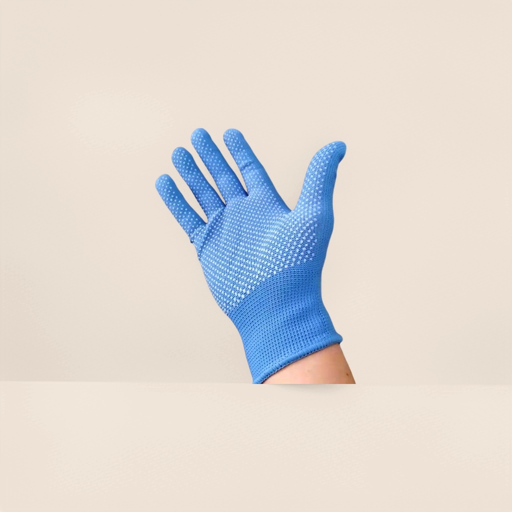 Blue hand protection gloves for both men and women, thickened anti-slip and wear-resistant work gloves Application Scenario