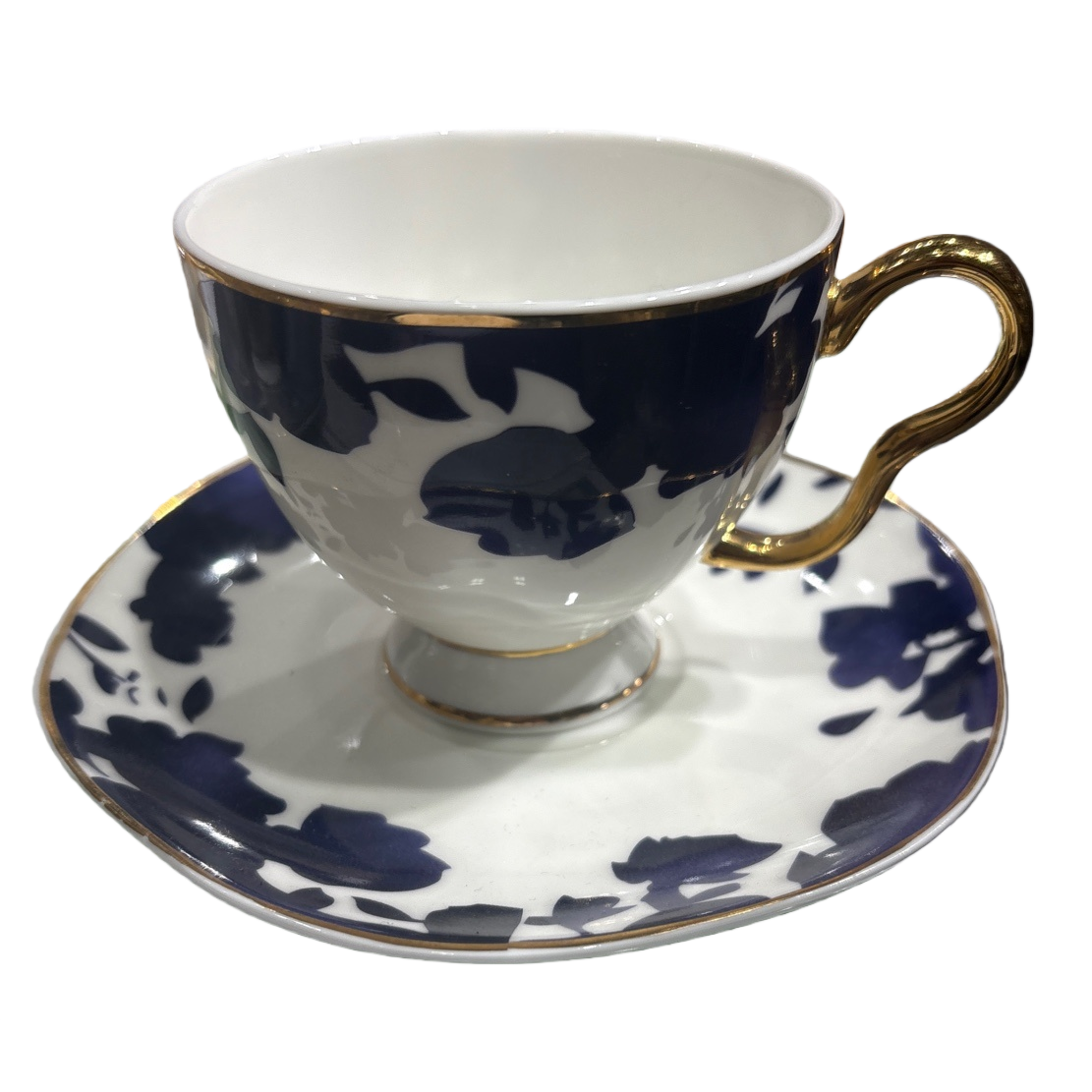 蓝色花卉图案+茶杯和茶碟白底实物图