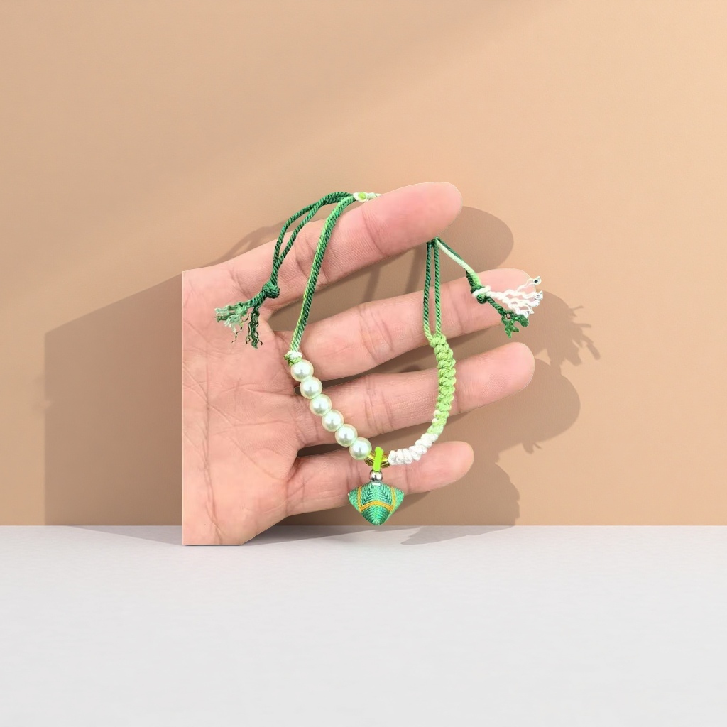 A simple, fashionable and versatile women's bracelet accessory Specification image