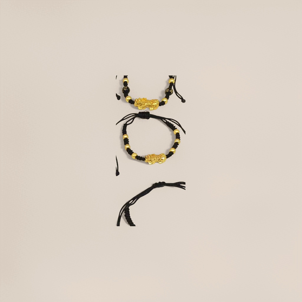 Golden PI Xiu bracelet, a fashionable and wealth-attracting accessory, exquisitely woven from alloy Application Scenario