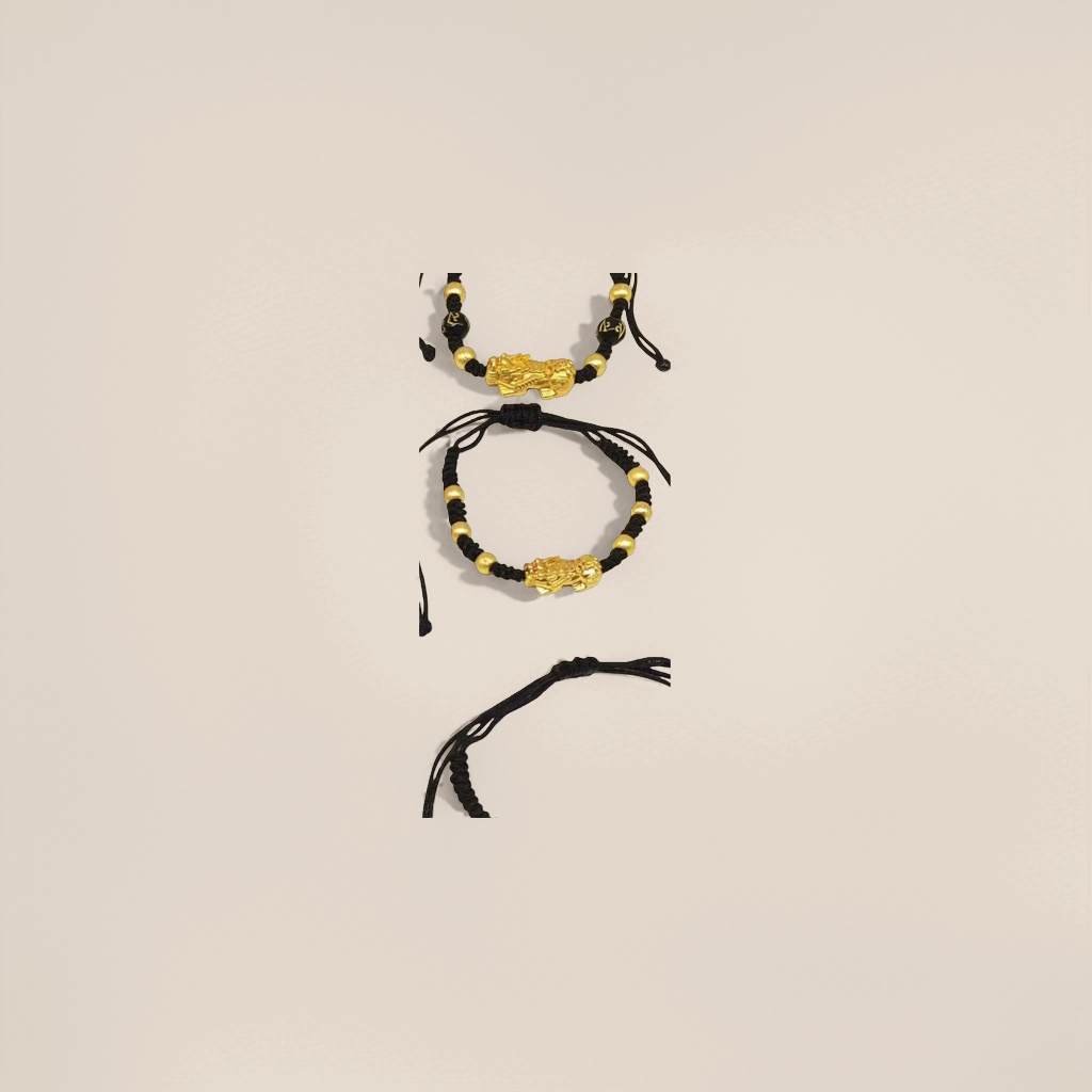 Golden PI Xiu bracelet, a fashionable and wealth-attracting accessory, exquisitely woven from alloy
