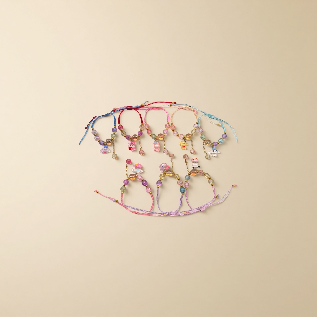 Cute cartoon pendant bracelet, sweet and girlish style accessory, silver alloy light luxury accessory Application Scenario