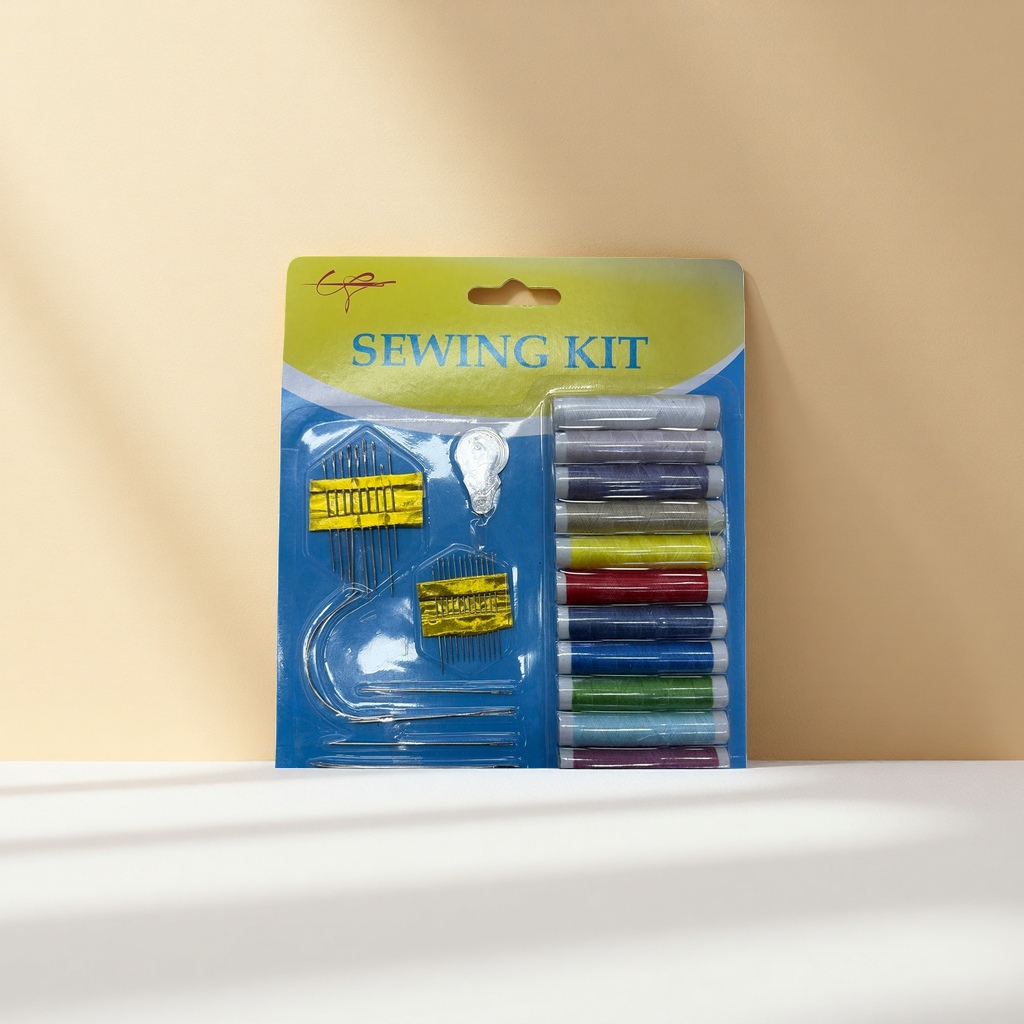 The household sewing tool set includes a needle, thread, scissors, ruler and other multi-functional portable mending tools Specification image