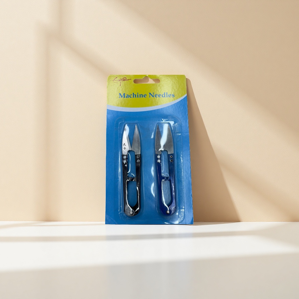 The household sewing machine needle set includes packaging, universal flat-head straight needles, and is suitable for multiple specifications Application Scenario