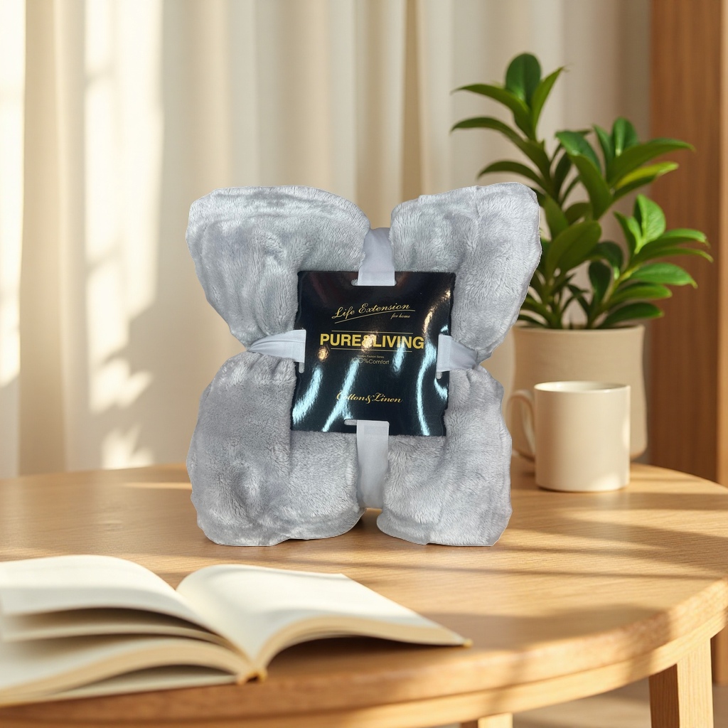 The thickened grey blanket is skin-friendly, soft and warm for home sofa bed cover Application Scenario
