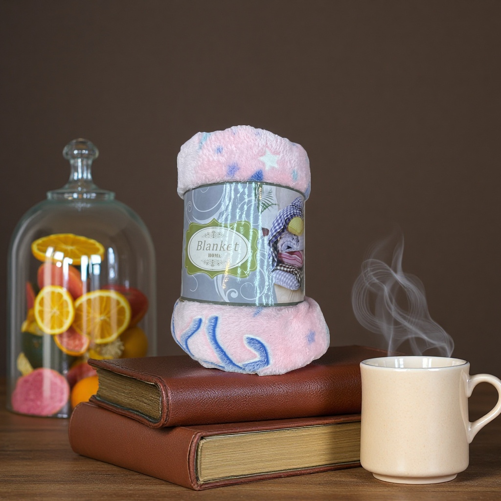 A thick and warm pink plush blanket for the bedroom sofa cover is suitable for home use in autumn and winter Application Scenario