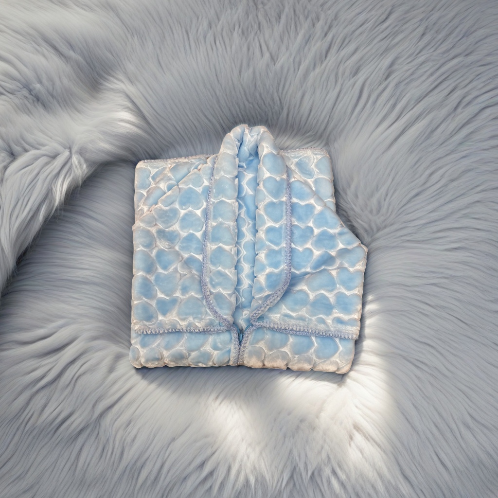 Blue heart-shaped pattern blanket, thickened coral fleece warm blanket, 150x200cm details Picture