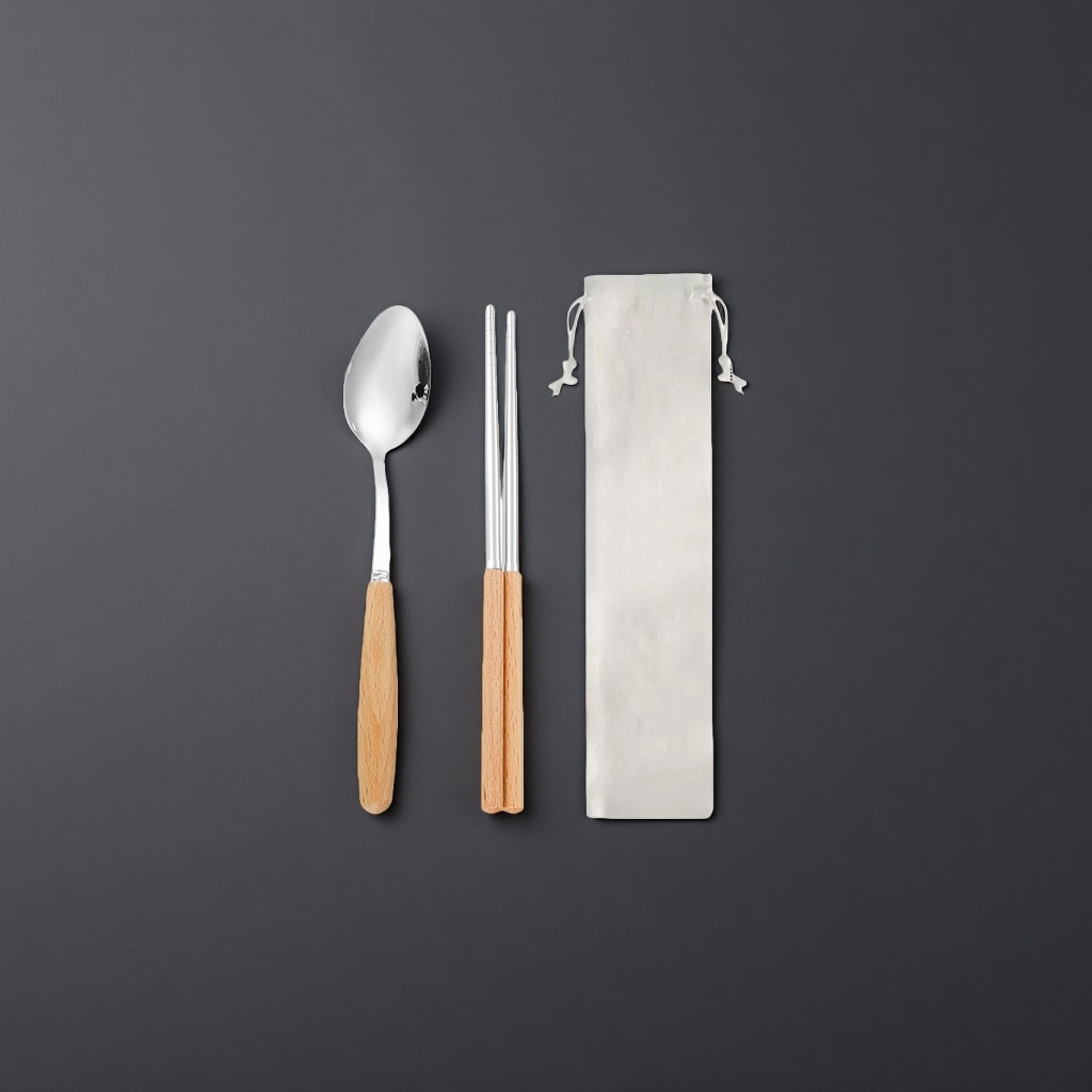 Tableware set, spoon and chopsticks storage bag, portable home and travel storage combination Application Scenario