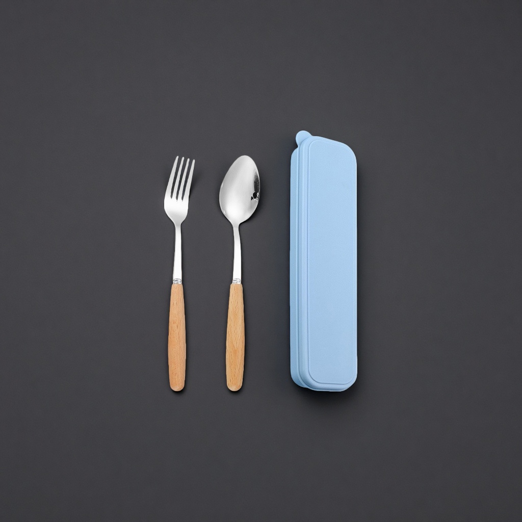 The multi-functional kitchen tableware storage box for forks and spoons can be stacked for dust-proof storage