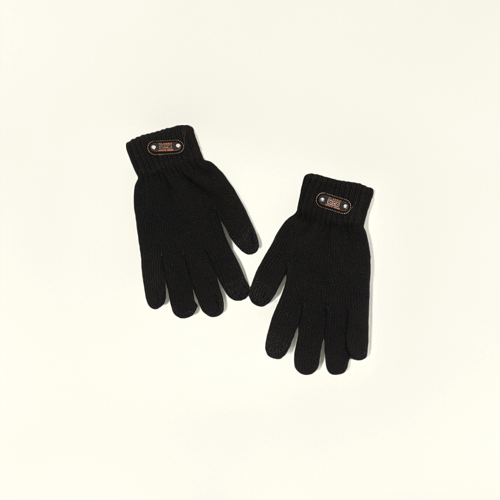 Black knitted gloves are warm, anti-slip and thin for ladies' hands in autumn and winter