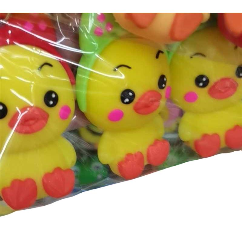 Yellow duckling toy for baby bathing, squeezing water and making sounds, intelligence and early education baby bathing toy Item Picture
