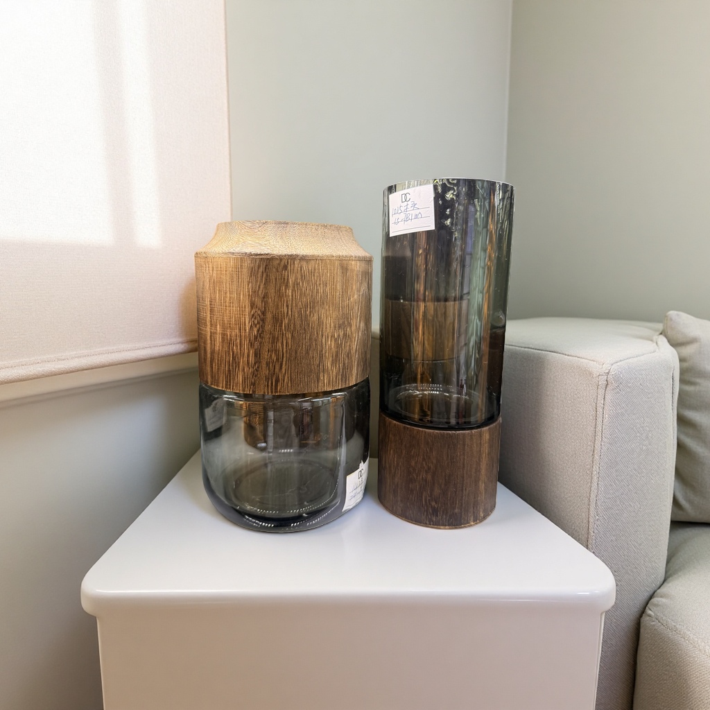 Wooden lid glass container storage jar, storage box, kitchen seasoning bottle, household sealed jar details Picture