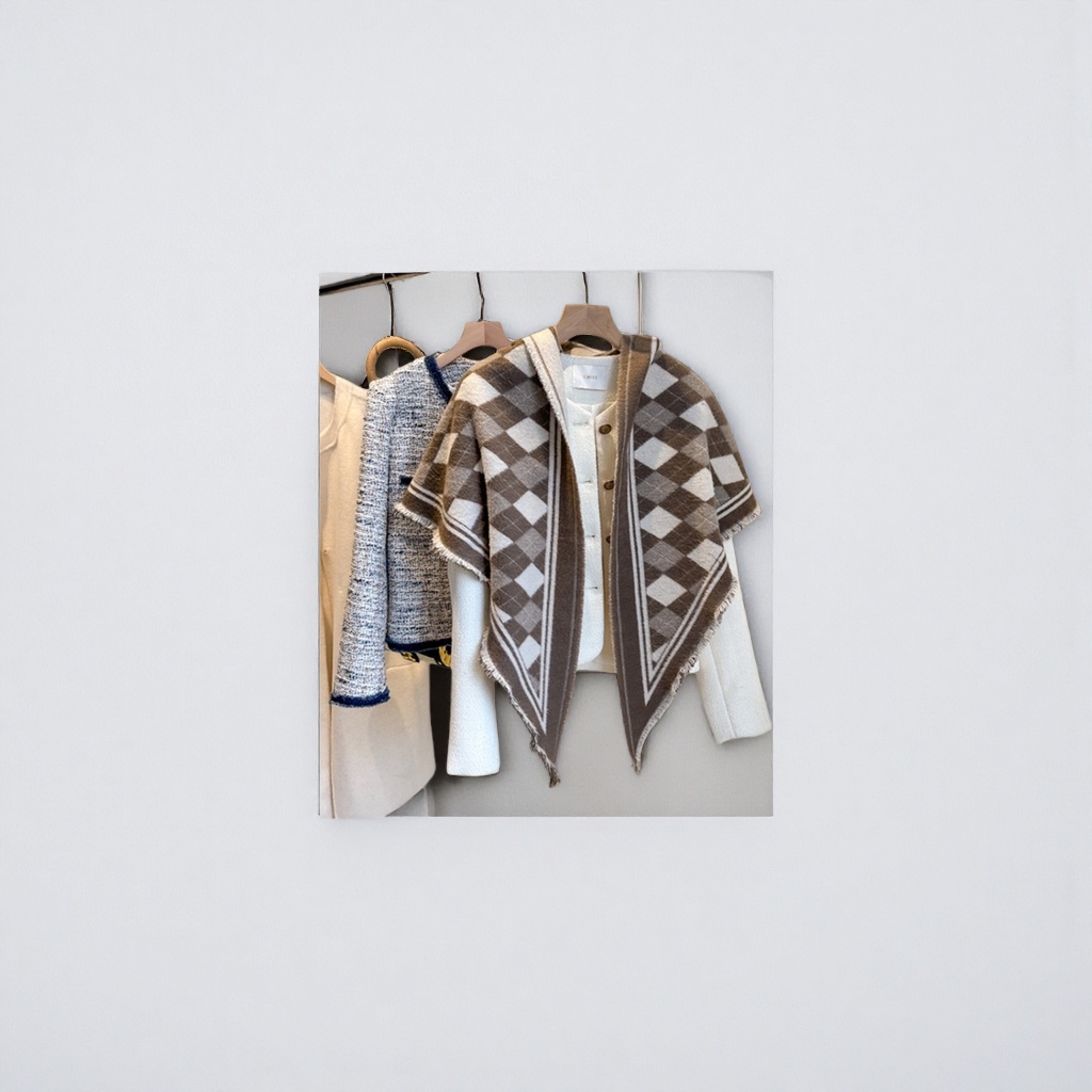 The checkered shawl is a fashionable and versatile pure cotton knitted shawl, a large square scarf for warmth in autumn and winter Specification image