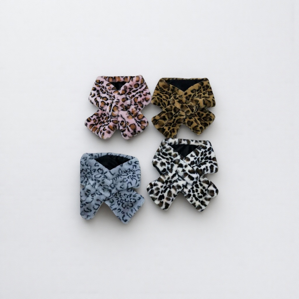 A leopard print plush scarf is a fashionable and warm autumn and winter accessory