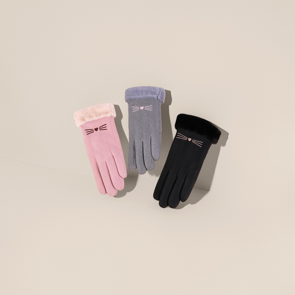Soft and anti-slip cat-ear patterned warm gloves for women, cute style for autumn and winter Specification image