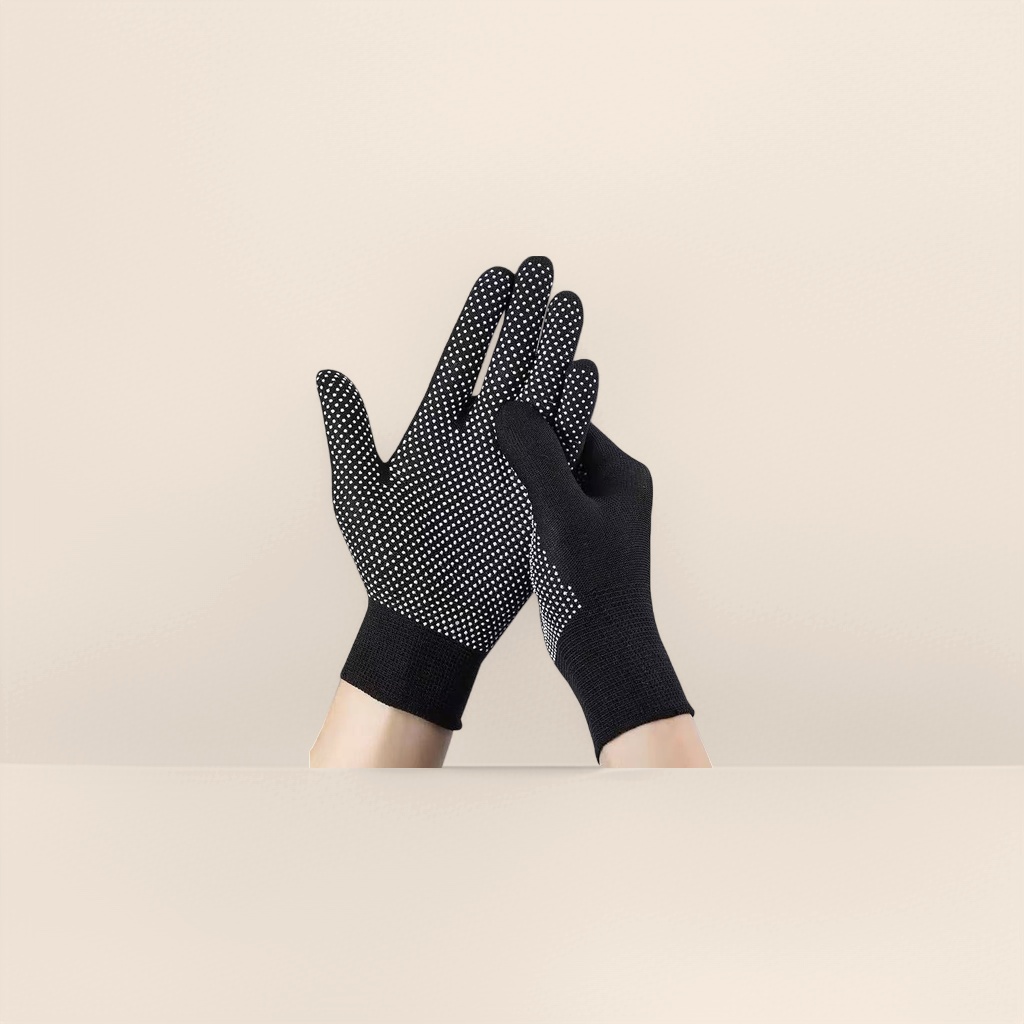 Nylon dot-bead protective gloves, thickened anti-slip and wear-resistant labor protection gloves Application Scenario