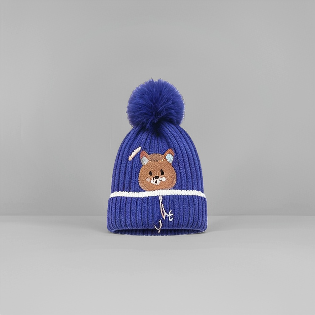 The blue woolen hat is a warm knitted hat for women in autumn and winter. It has a wide brim that makes the face look smaller and is foldable details Picture
