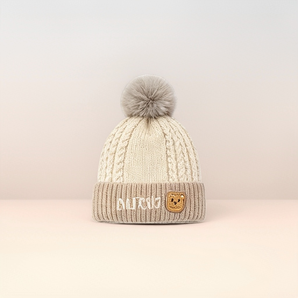 Beige knitted hat for women, a warm woolen hat for autumn and winter Application Scenario