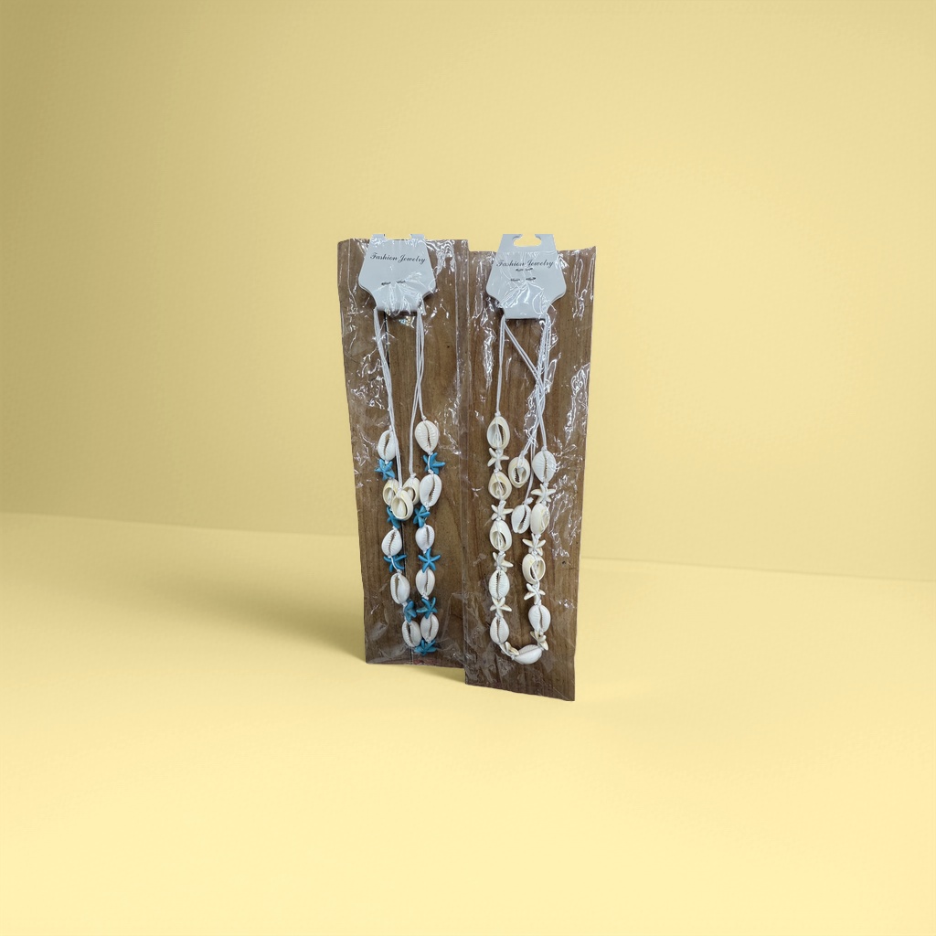 Natural shell necklace, a simple ocean-style ladies' accessory details Picture