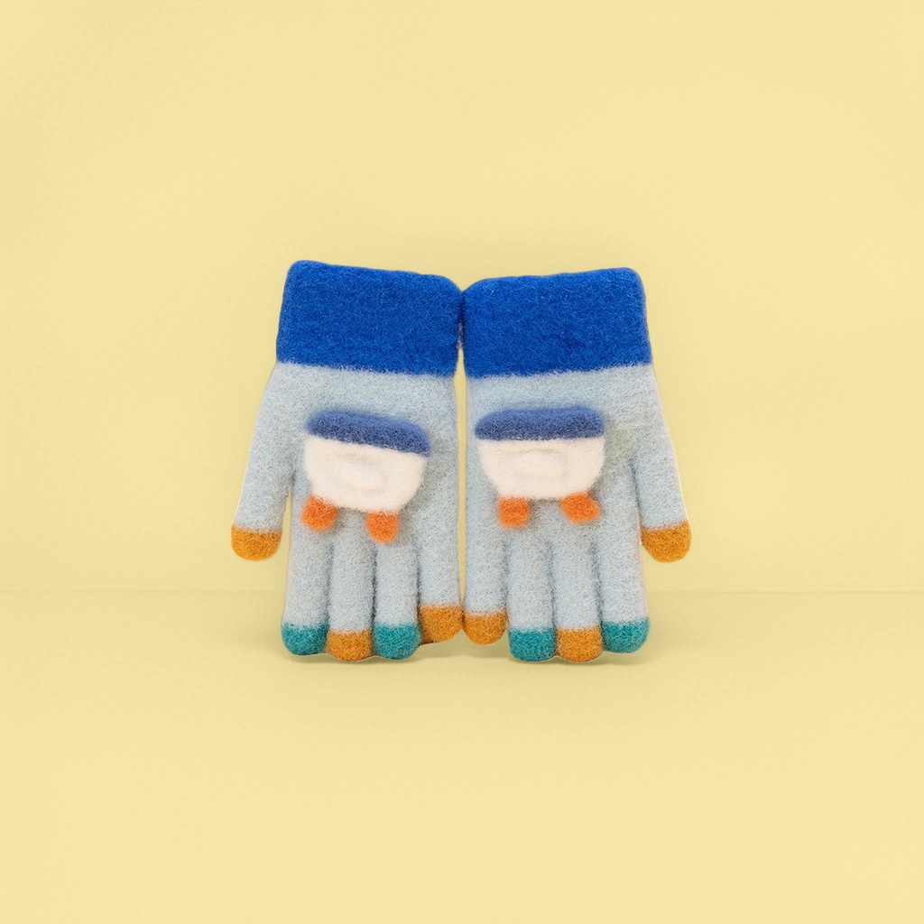 Plush gloves, thickened coral fleece, anti-slip, fingertip touch screen, suitable for both boys and girls details Picture