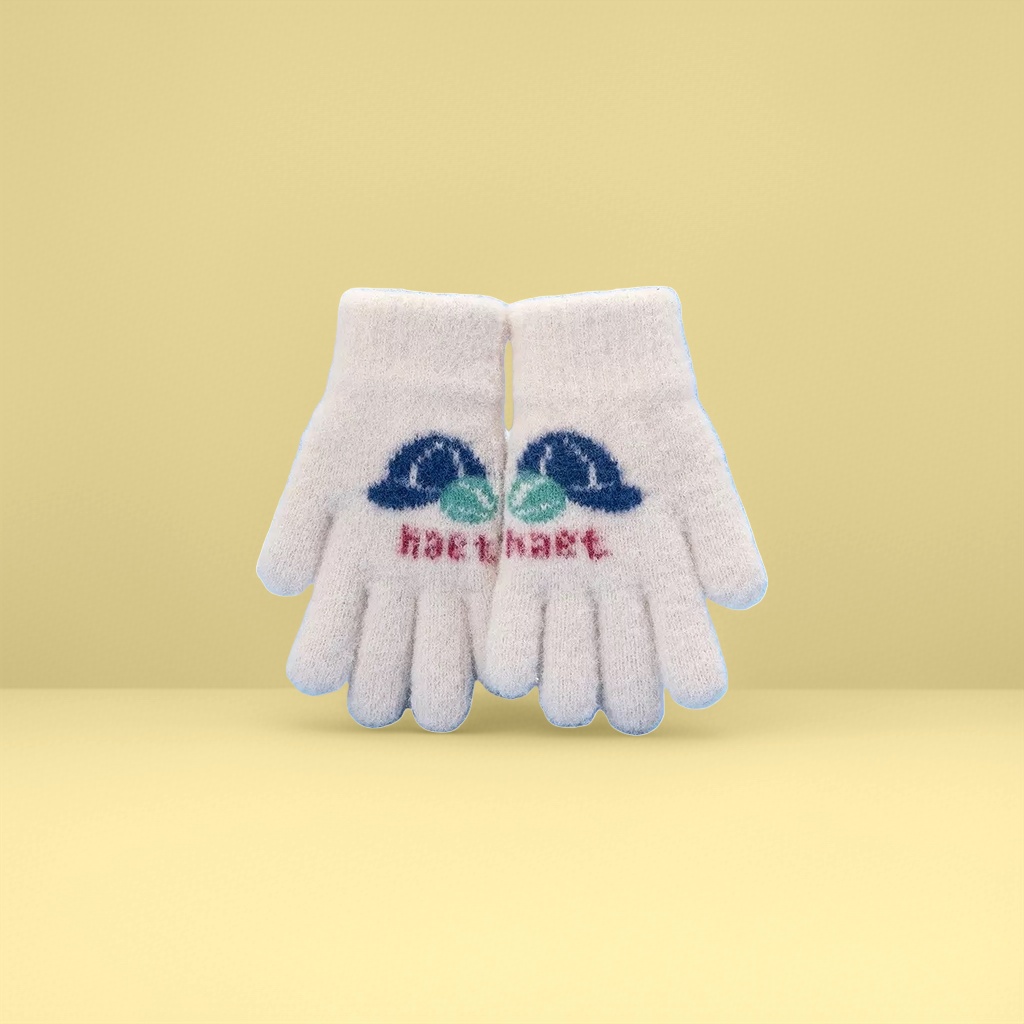 Children's winter fluffy and soft quality cartoon gloves details Picture
