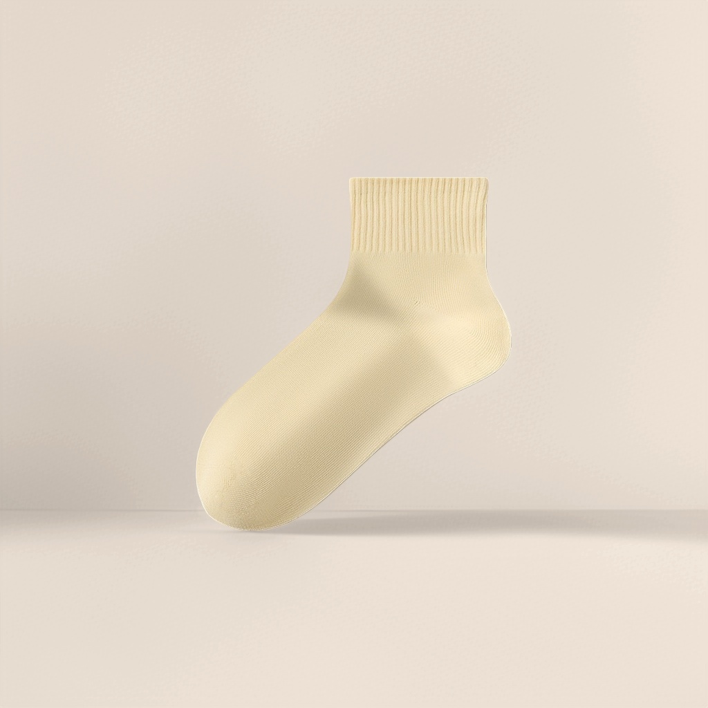 Yuanqi Yellow pure cotton mid-calf socks, a pair of versatile casual socks for women Application Scenario
