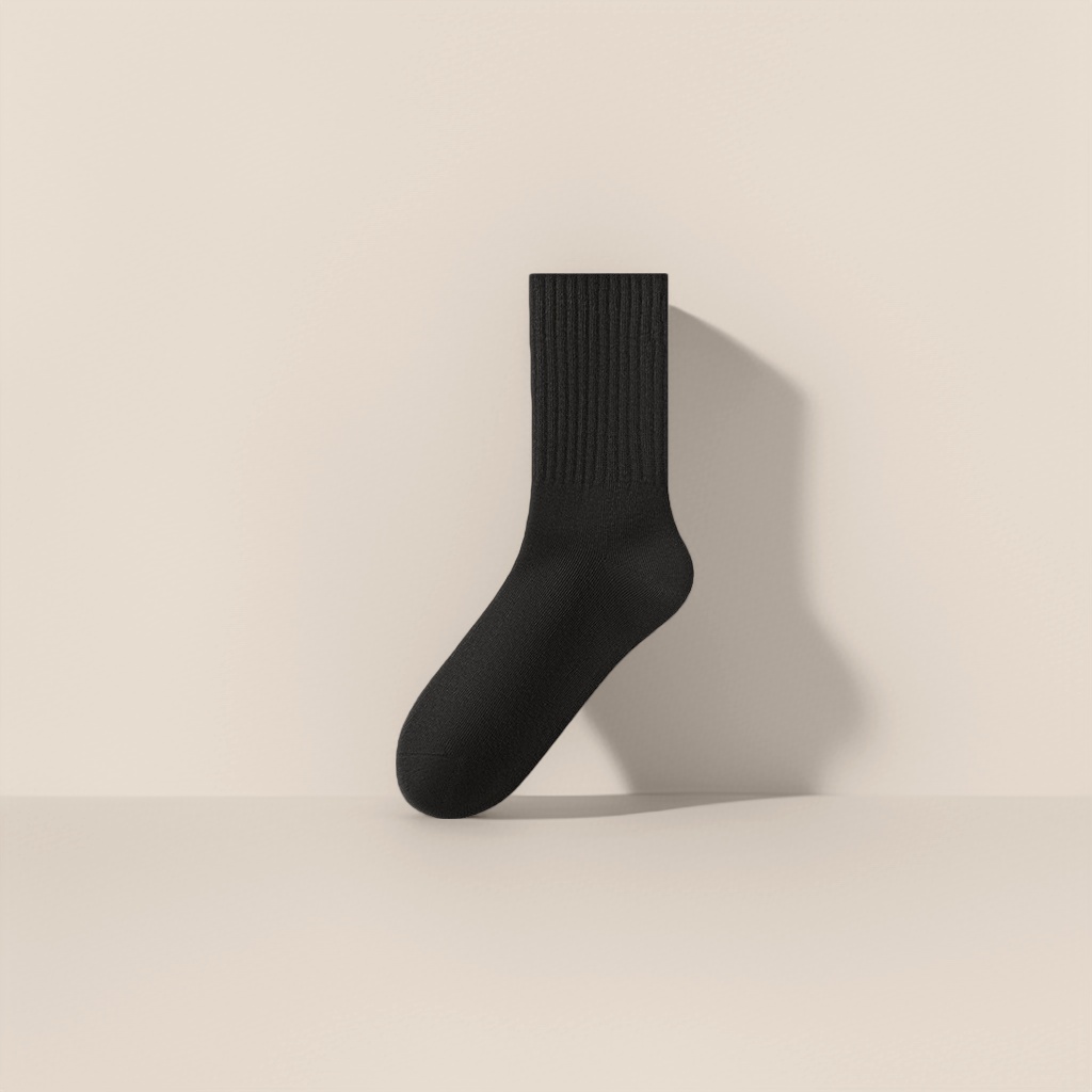 Black pure cotton mid-calf socks are breathable, sweat-absorbent, comfortable and versatile, suitable for both men and women details Picture