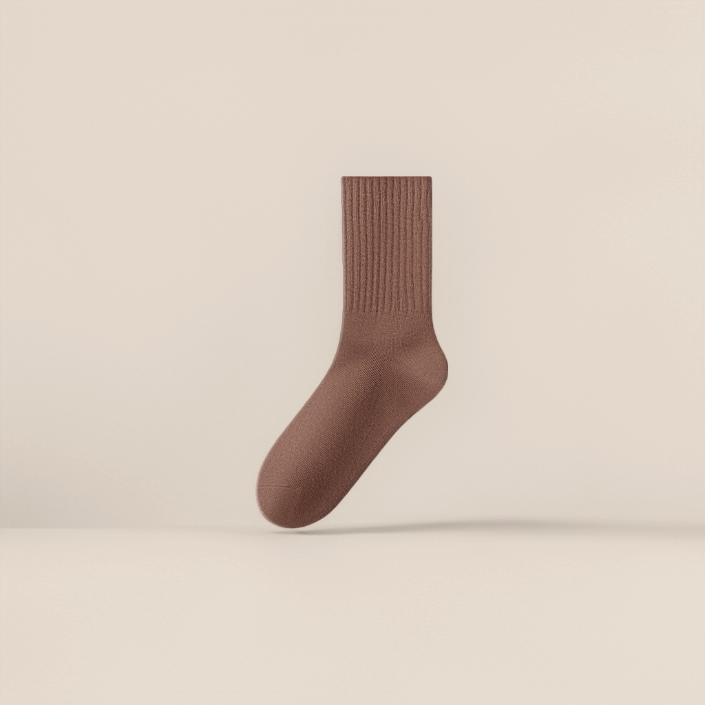 Chocolate-colored pure cotton mid-calf socks are breathable, sweat-absorbent, comfortable and versatile, suitable for both men and women Application Scenario