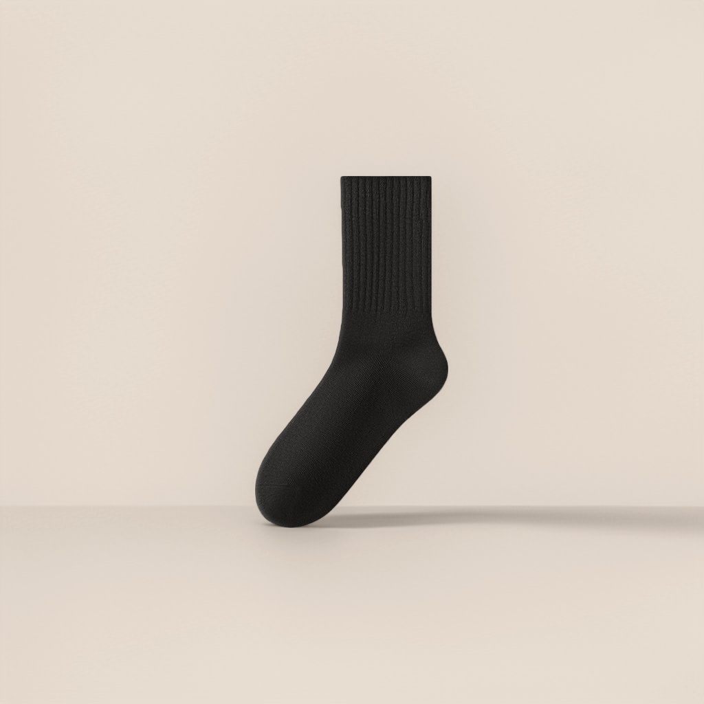 Black combed cotton ankle socks are moisture-wicking and sweat-wicking for daily commuting without causing foot discomfort Specification image