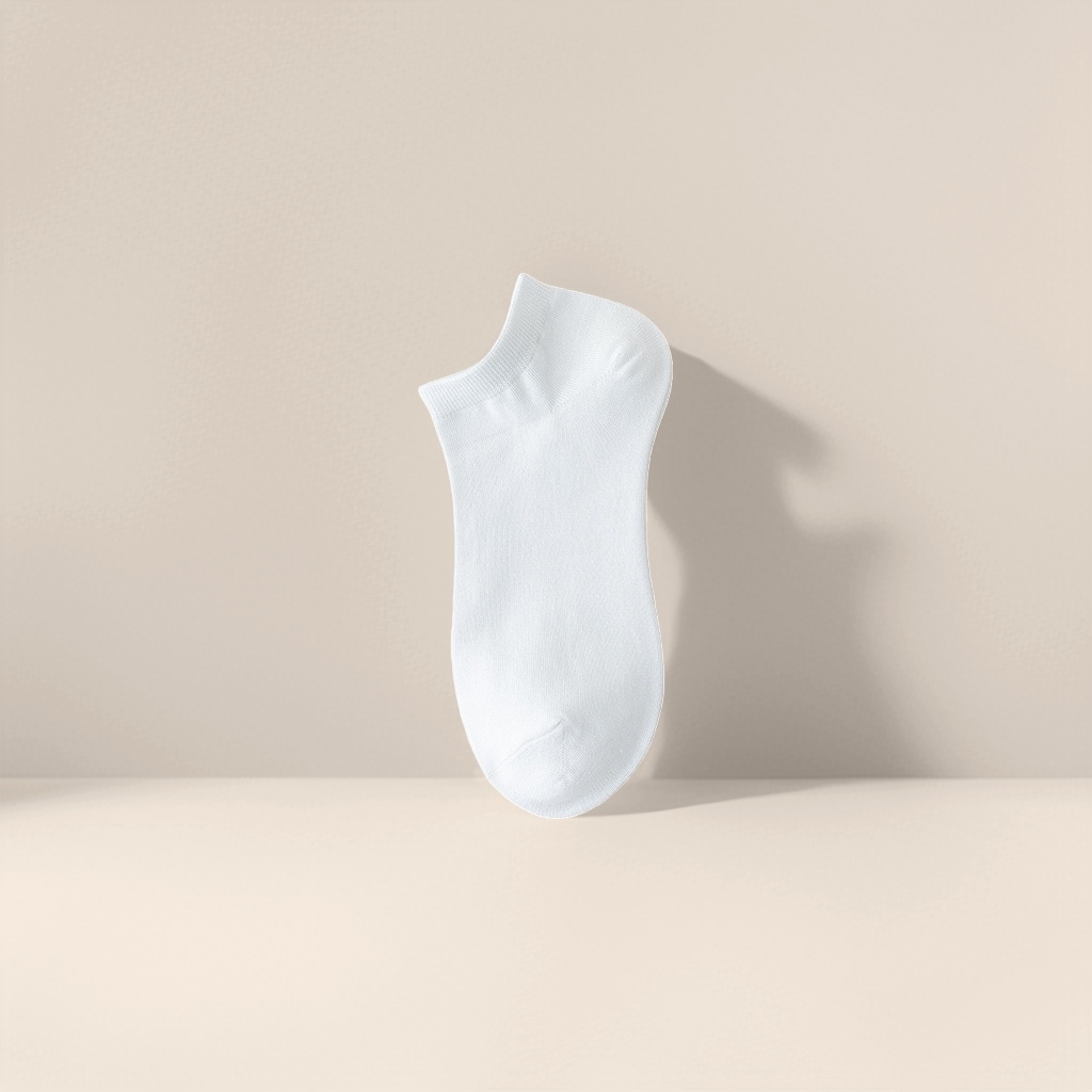 White pure cotton ankle socks are skin-friendly, soft, moisture-wicking and sweat-wicking for daily commuting Application Scenario