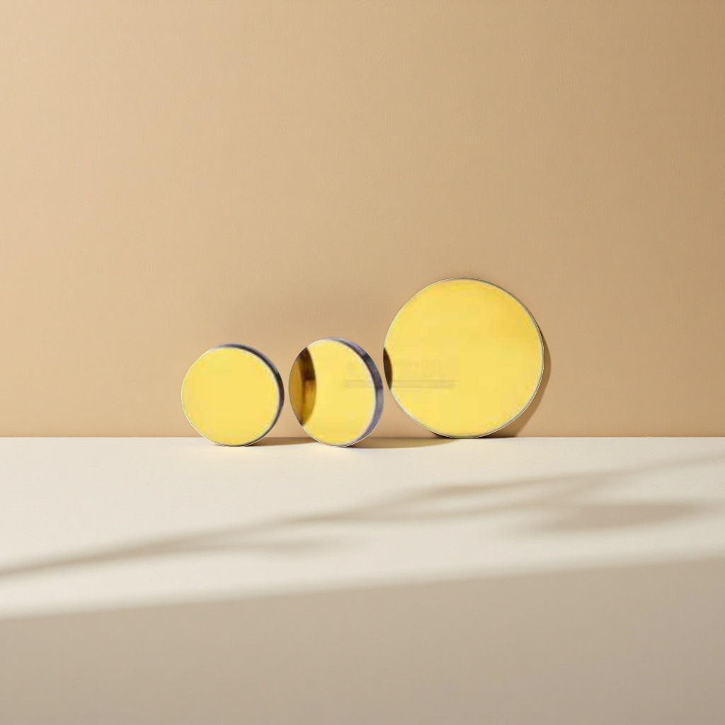 Circular golden laser reflective lens, high-precision optically coated lens details Picture
