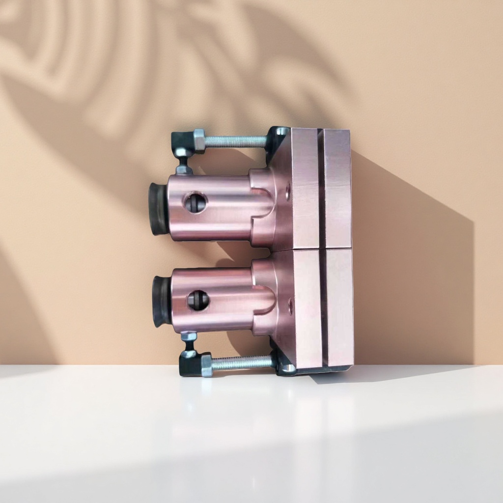 Metal fixtures: High-strength carbon steel precision processing, wear-resistant and anti-slip industrial-grade fixed clamps Application Scenario