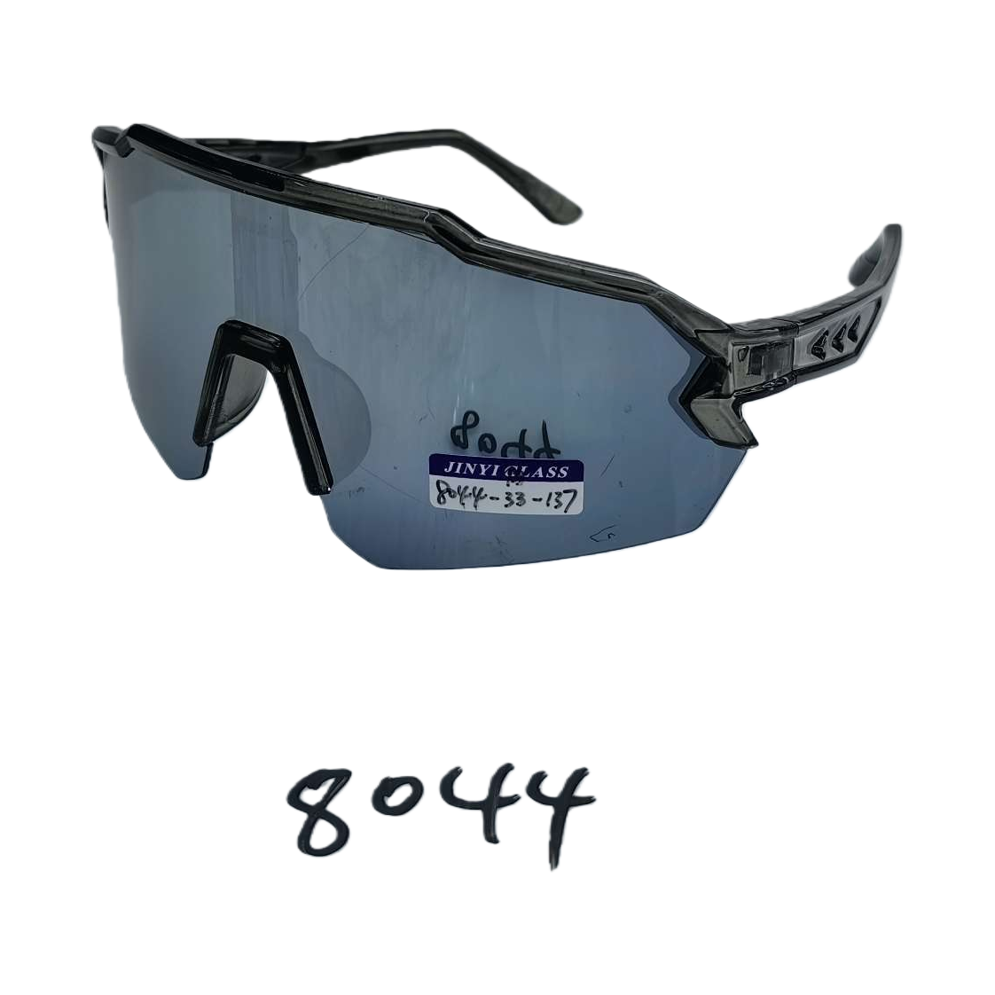 The UV400 unisex sports sunglasses feature a lightweight and anti-slip protective design Item Picture